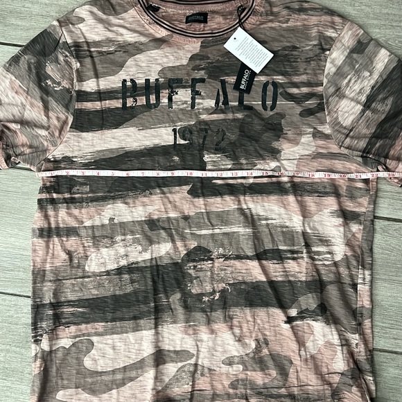 Buffalo David Bitton Kijaw Camouflage Logo Graphic Tee XXL NWT - Picture 5 of 7